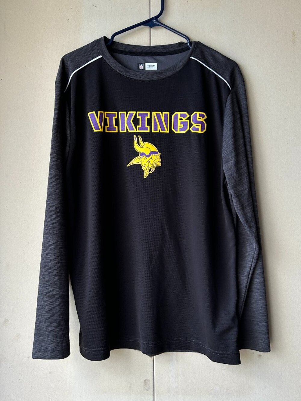 NFL Minnesota Vikings Long Sleeve Top Size Large